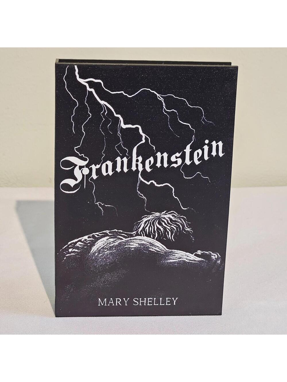 Loot Crate Frankenstein Reading Night Light Mary Shelley Monster Book USB No Box